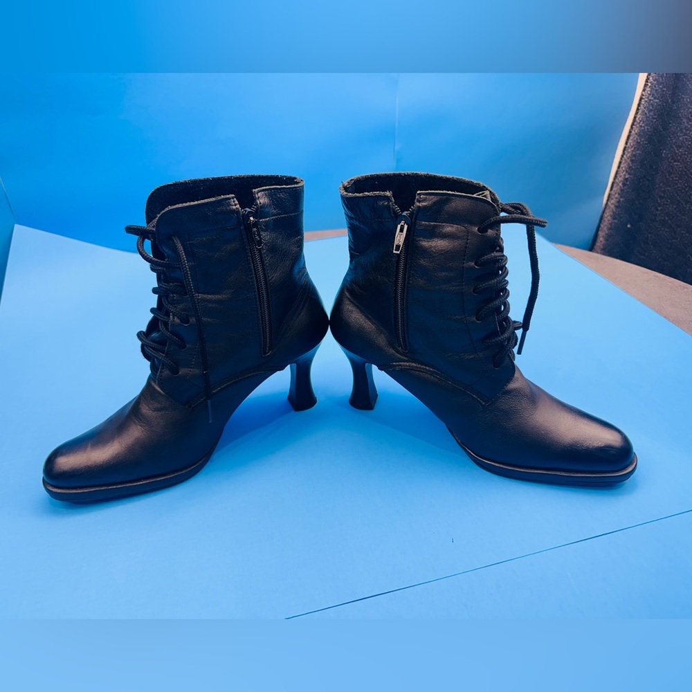 Stylish Black Women's Boots